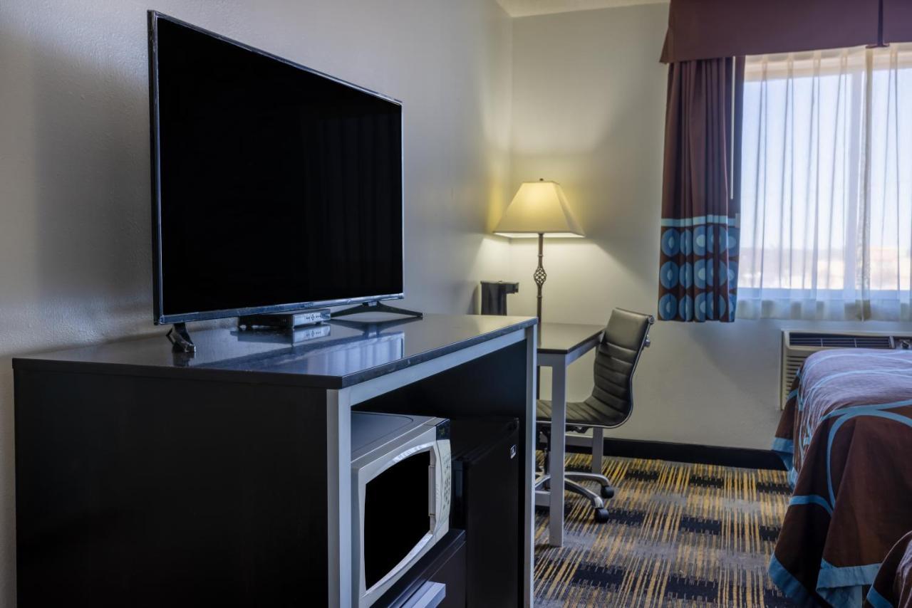 Super 8 By Wyndham Villa Rica Dış mekan fotoğraf