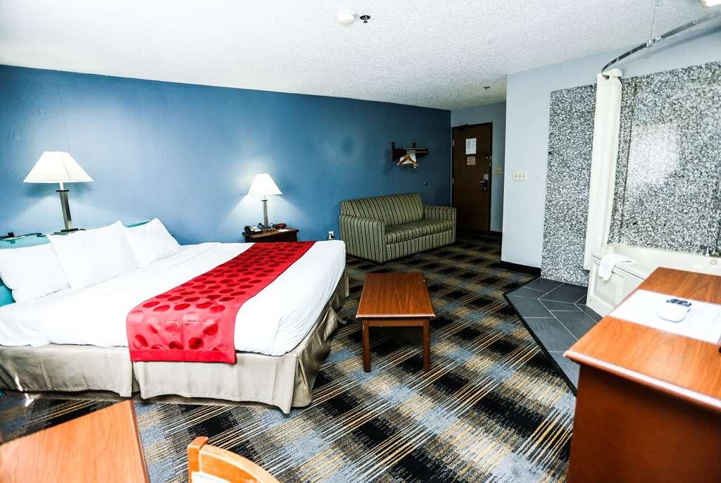 Super 8 By Wyndham Villa Rica Oda fotoğraf