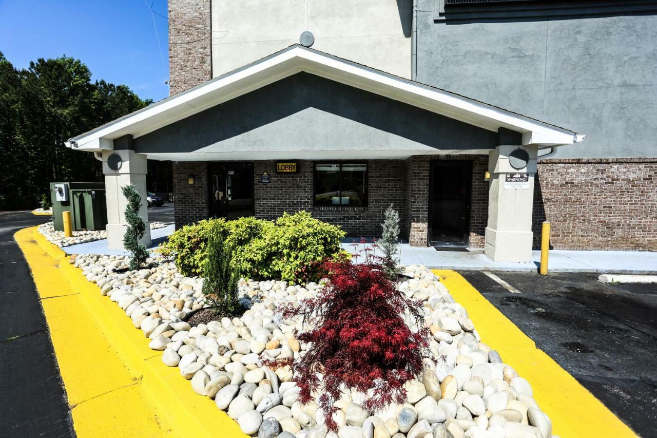 Super 8 By Wyndham Villa Rica Dış mekan fotoğraf